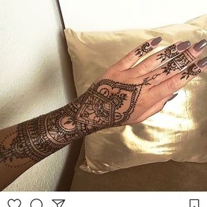 Meet your Posher, Paige